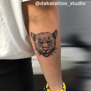 Tatuadora: Daka Tattoo